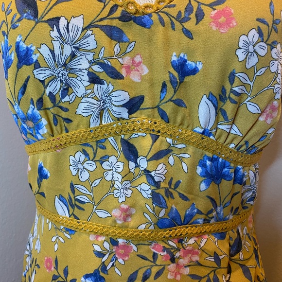 City Studio Yellow Floral Short Sleeve Maxi Dress - Picture 4 of 11